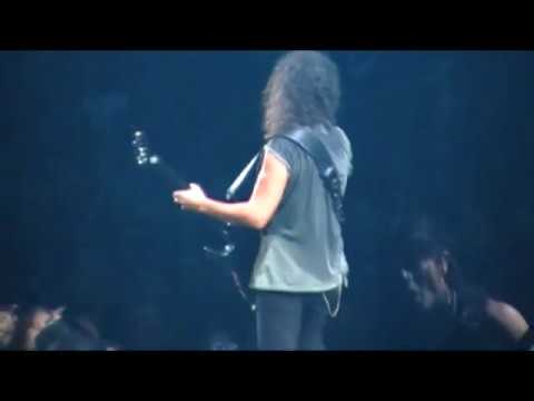 Metallica - Enter Sandman - Chicago 2009 (song 13)