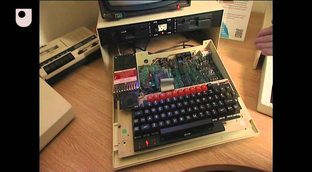 BBC Micro: Fourth Computers - The Four Generations Computers (4/4) - YouTube