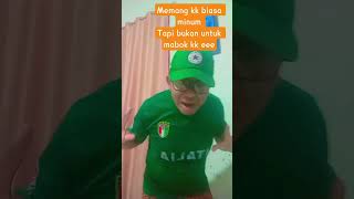 Download Lagu Lagu Kaka Suka Minum Moke//Versi anak Timur MP3 Download Lagu Lagu Kaka Suka Minum Moke//Versi anak Timur MP3