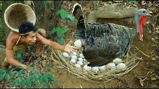 survival in the rainforest- Eating fruit see turkeying egg - for cook egg Eating delicious