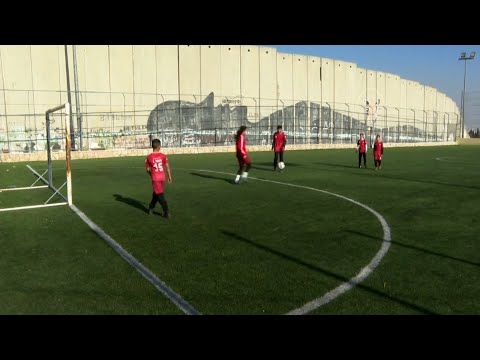 إسرائيل تقرر إزالة الملعب الوحيد في مخيم عايدة جنوب بيت لحم
