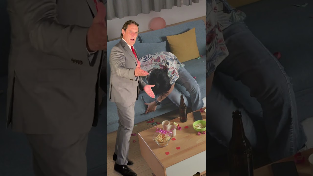Guarda Vodka Tonight - Dancer Edition with Dr. Don in formal attire. I love you, never forget it su YouTube Guarda Vodka Tonight - Dancer Edition with Dr. Don in formal attire. I love you, never forget it su YouTube