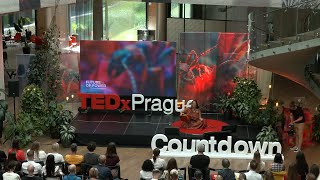 Hlasové naladění | Martina Jeličić | TEDxPrague