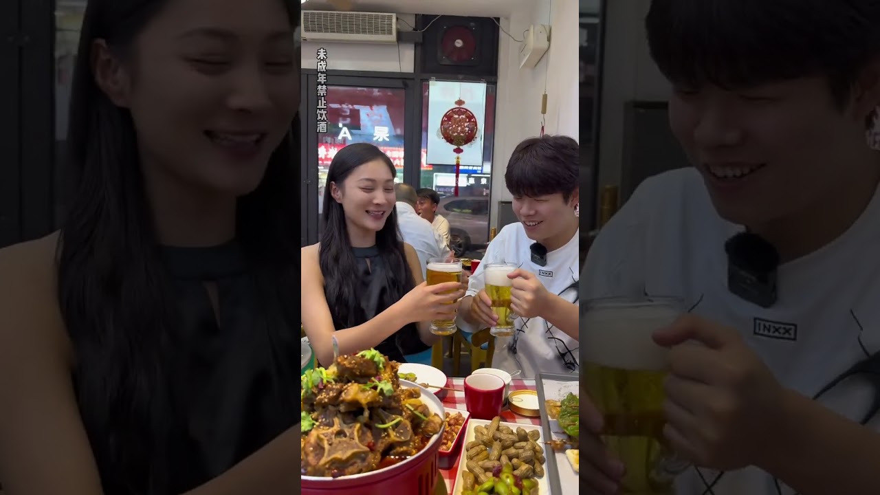 叶子换饭挑战 叶子换饭的第65餐，第一次遇见能文能武的餐饮女老板，真的很优秀，希望我们都越来越好。#人间烟火 #记录美好生活 #交换美好