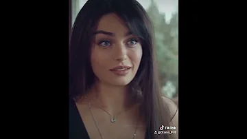 كانو بيعرفني وحسو قلبو شو عندي حنين 