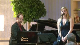 Chiquilín de Bachín — Piazzolla | Live Tango Performance — Iris Hendrickx