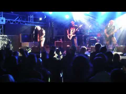 non-servium-(streetpunk-oi-madrid)-cabezas-rapadas-live-@-berlin-2019