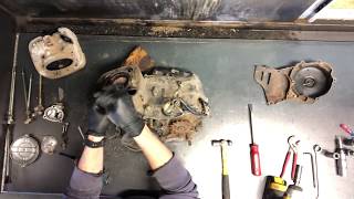 Yamaha XT250 How to: Motor Tear Down Crankcase Split Transmission Breakdown Rebuild Top End