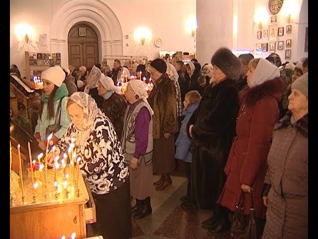 Серовчане отметили один из самых главных православных праздников - Рождество Христово