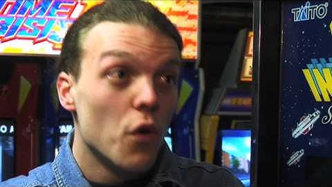 Retro Gaming: SPACE INVADERS