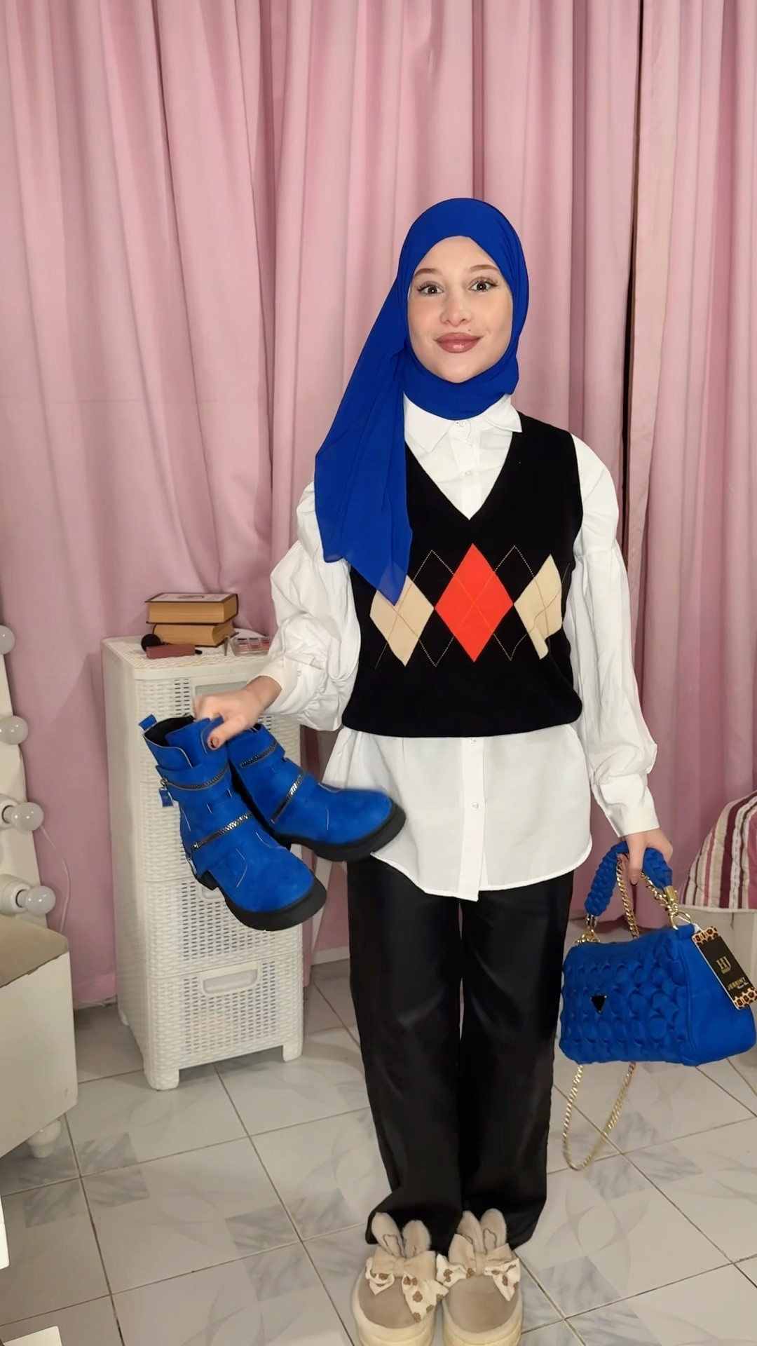 جوزي قلي الازرق يليق بي:?