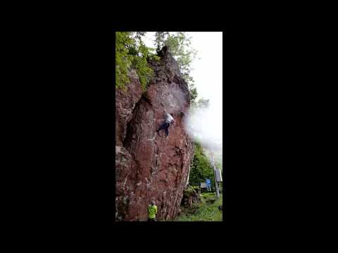 赤岩青厳峡　「天国列車」