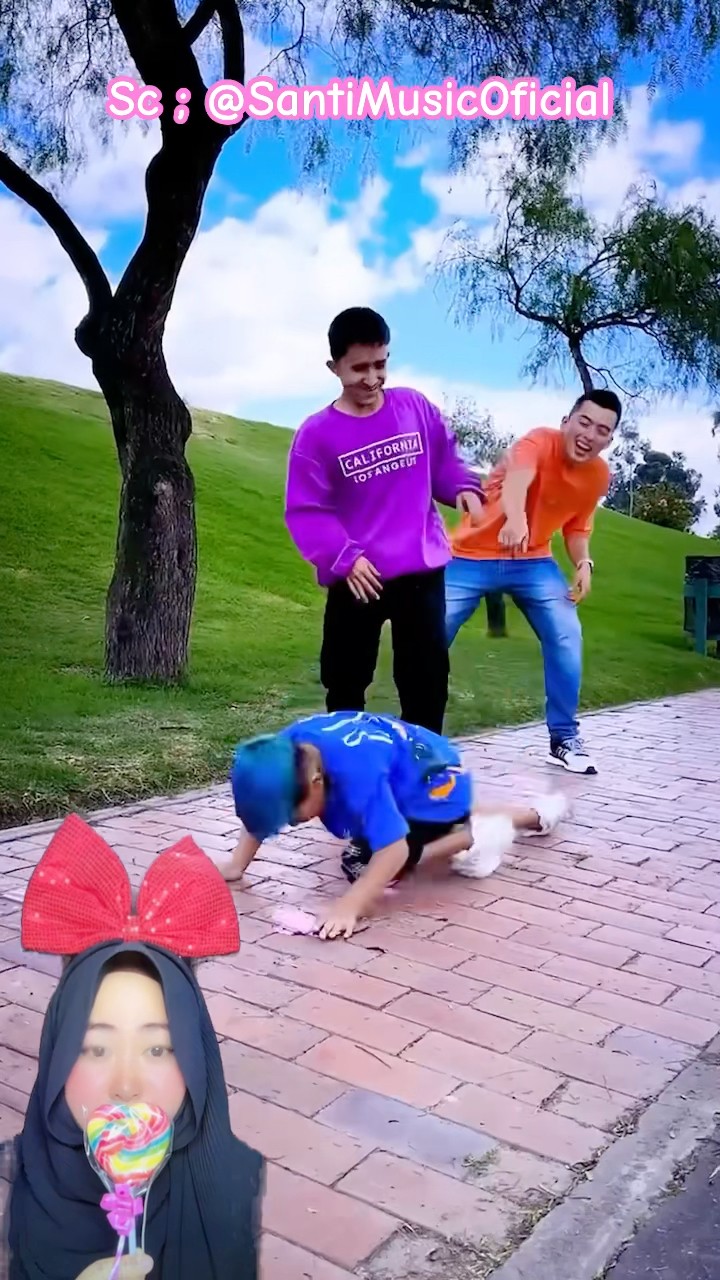 MEREKA MENGGANGGU SANTI ⁉️ padahal dia ? @SantiMusicOficial #shorts