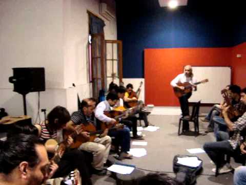 Horacio Burgos. Yumbeando