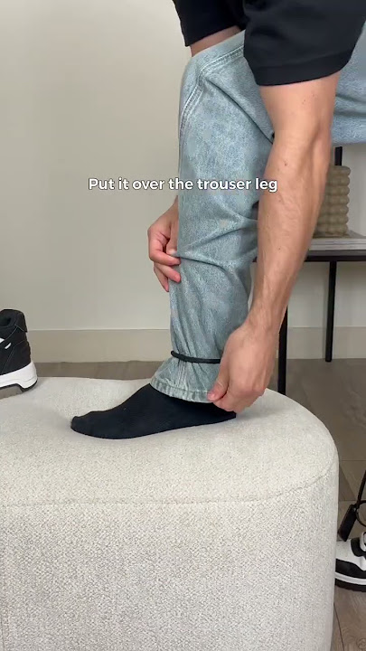 How to fix a BAGGY JEANS with TOO LONG trouser legs 👖 Save for later for more #shorts about #style