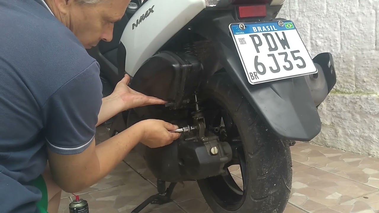 Como trocar amortecedor traseiro da Nmax 160 (passo a passo)