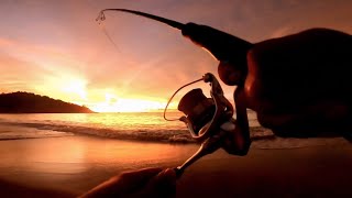 Mancing Ikan Dan Camping Di Pulau Tak Berpenghuni - Ultralight Fishing part 1