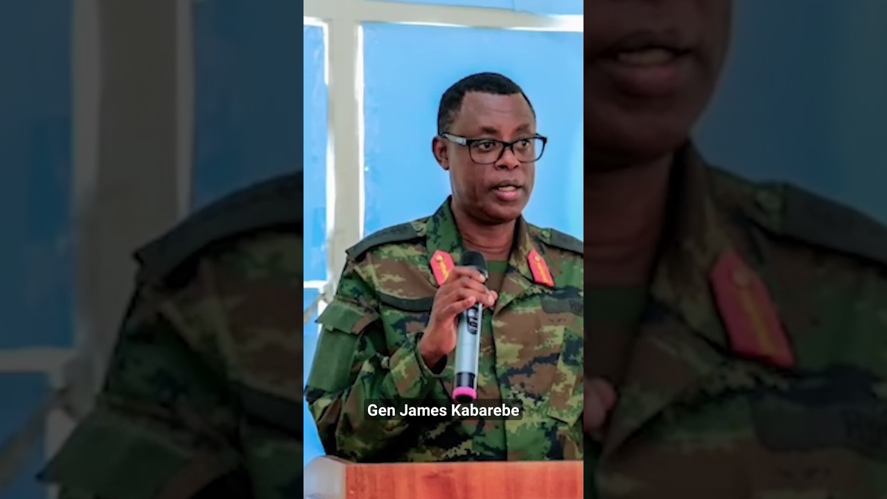 GEN JAMES KABAREBE YABOHOYE URWANDA NA UGANDA NTAJYA ATSINDWA INKOTANYI ...