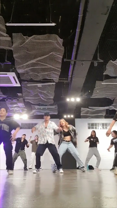FG2GF (@itsdenyph) || AIRA X DOOJIE CHOREOGRAPHY