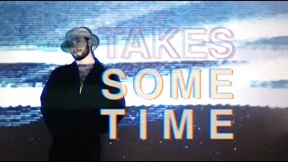 Watch Alec King Takes Some Time video