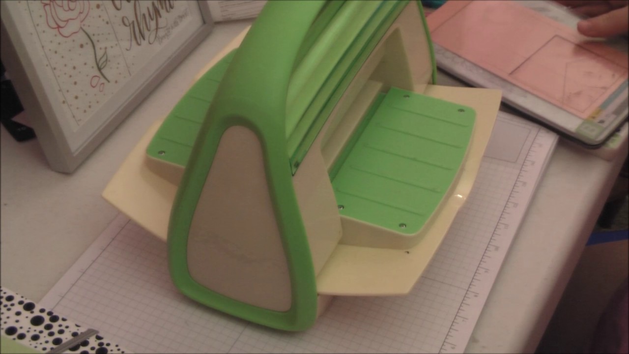 Cricut Cuttlebug 6/" X 13/" Magnetic Mat AND 6/" X 8/" Magnetic Mat