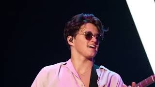 Video thumbnail of "The Vamps - Somebody to You @ Slow Life Slow Live 2018"