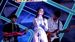 20201024 รอหรือพอ (Stay) - INK WARUNTORN