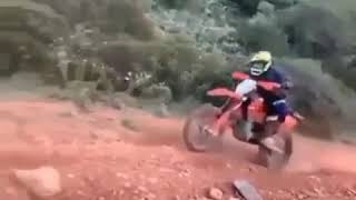 Raskolnden Çalılara Balıklama