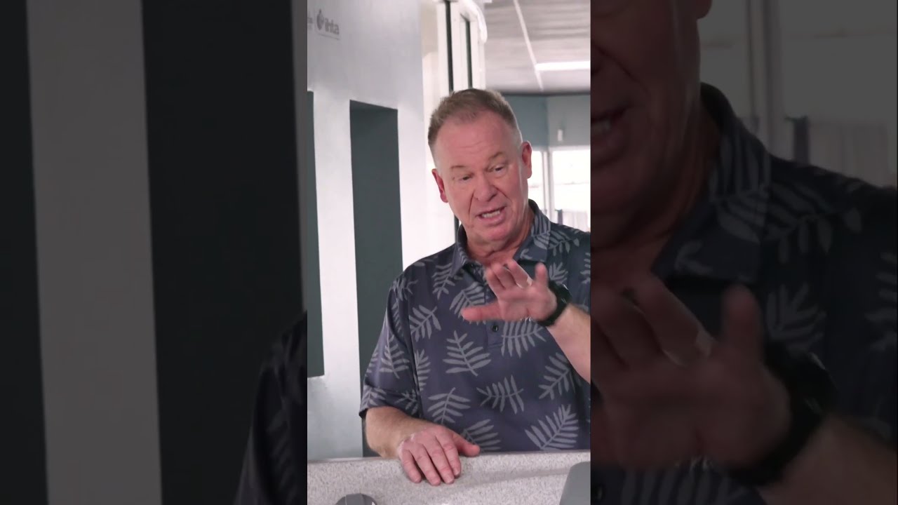 Trainer 15 Deep: самый продаваемый плавательный спа-бассейн 🌊✨