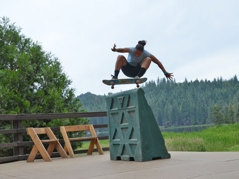 Blog Cam #45 - Element Skate Camp with Samarria, Chelsea & Candy