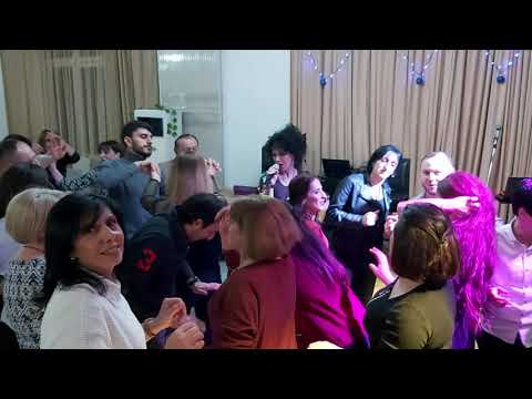 Download unavailable"}},"clickTrackingParams":"CA8QxzciEwiKhuKx9v-GAxXSRnoFHY6vCzEyC29mZmxpbmVsaXN0"}},"miniplayer":{"miniplayerRenderer":{"playbackMode":"PLAYBACK_MODE_ALLOW"}},"contextParams":"Q0FFU0FnZ0I="},"streamingData":{"expiresInSeconds":"21540