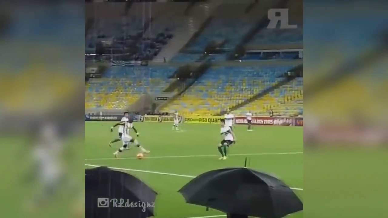 BEST SOCCER FOOTBALL VINES - GOALS, SKILLS, FAILS #3