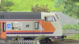 Treno Navetta Mdvc Diesel Con 445 Anni 8590 Plastico Fs Oskar Vitrains Rivarossi Roco