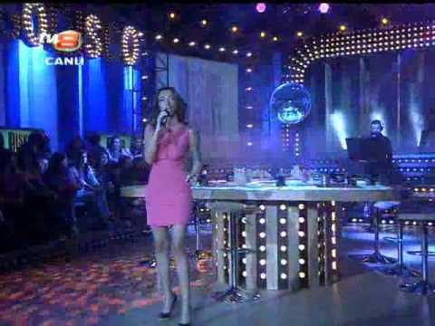 Öykü Gürman- Bırak Güneş Yüzüne Değsin (Disko kralı)
