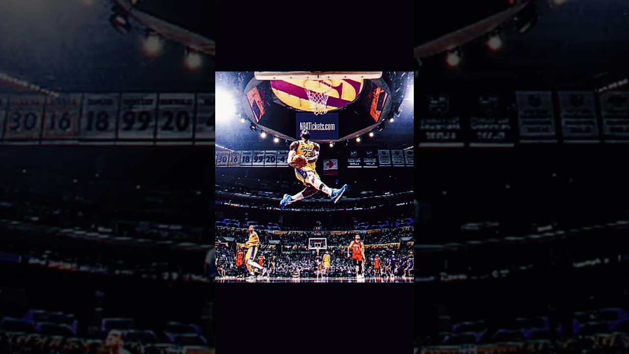 LeBron does reverse windmill like Kobe 👀 