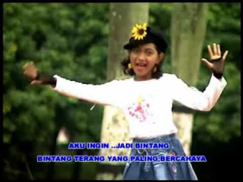 Sendy Senia Cilik - Jadi Bintang ( Official Music Video )