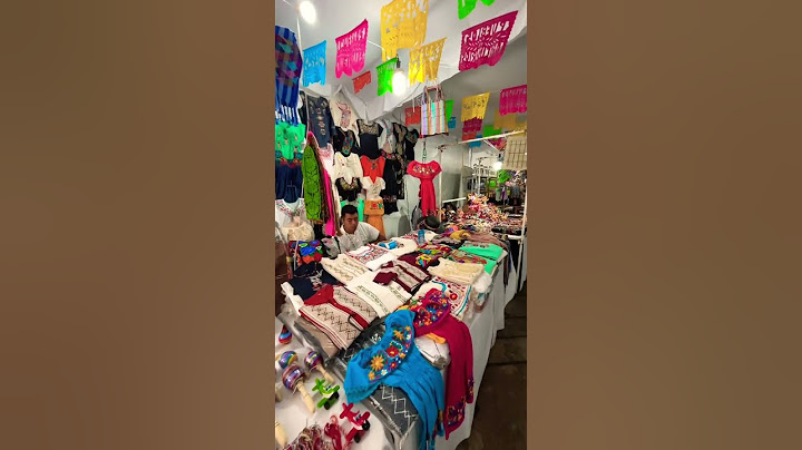Artesanías y ropa típica. #mexico #guadalajara