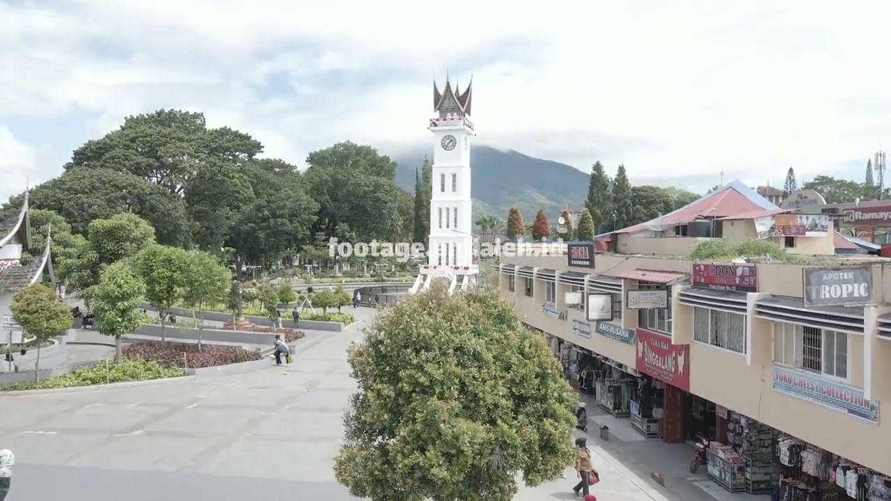 Preview Jam Gadang terbang Vertikal Bukittingi