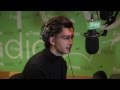 Capture de la vidéo Free Radio Interview With The 1975 - Harry Styles Stand Up & Their Number 1 Album