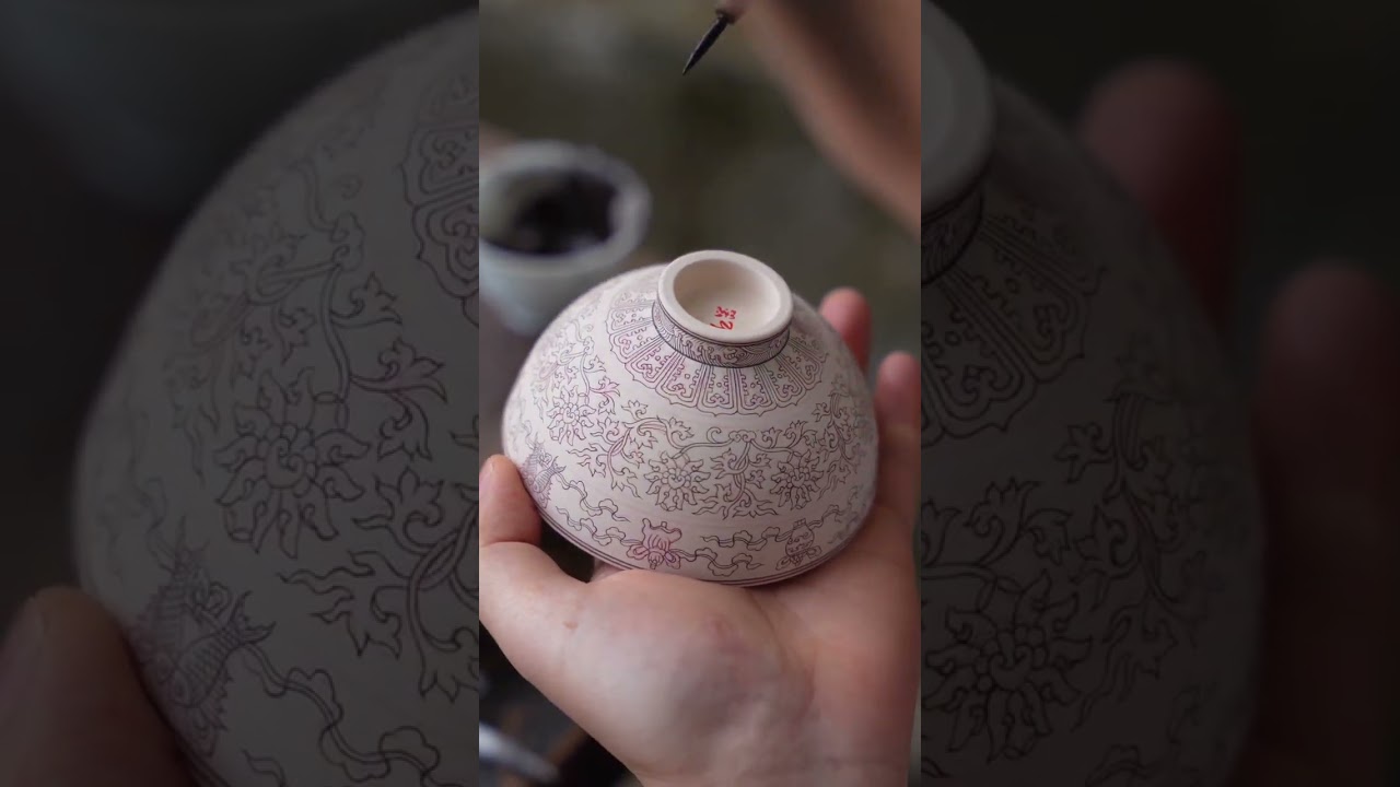 Ceramic craft-traditional doucai techniques 