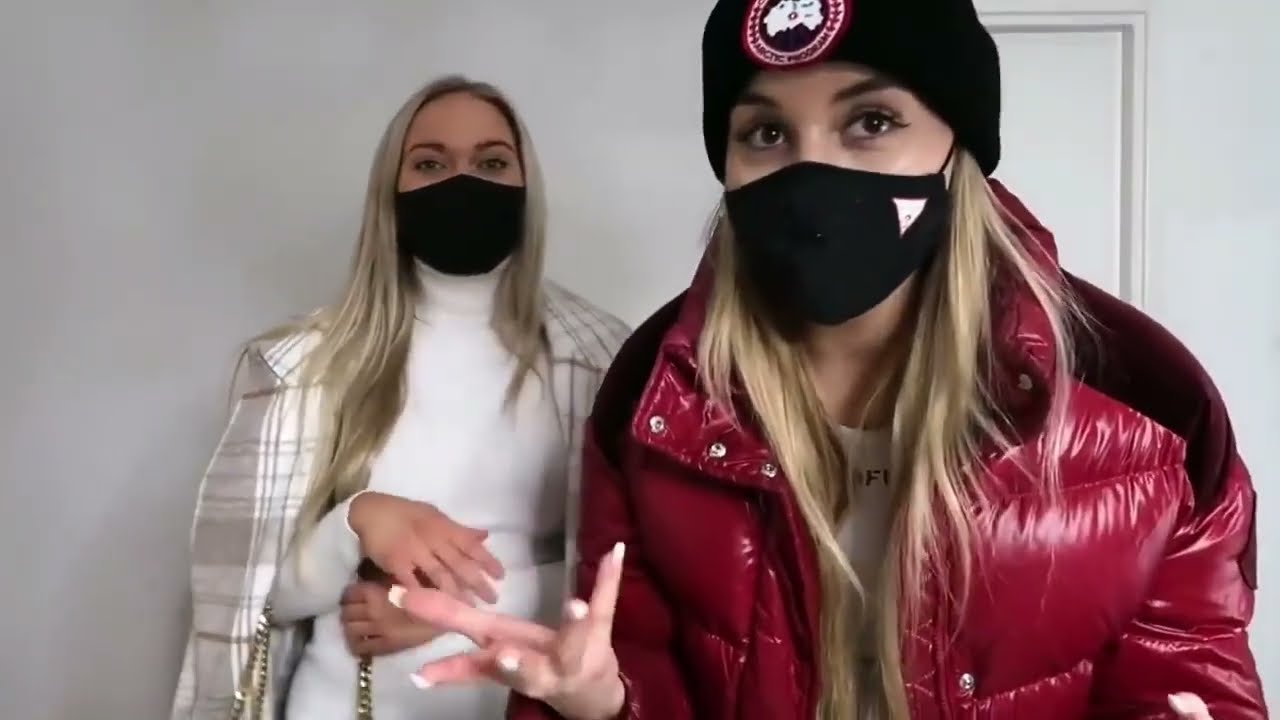 Burgundy down jacket Moncler Chouette and cheerful girls. Moncler Chouette Erna Husko & Derya Dincer