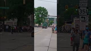 #Peterbuilt. #Semi. Peterbuilt Semi down the pre-Parade route.