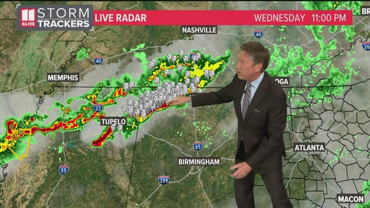 Tracking another round of rain overnight - YouTube