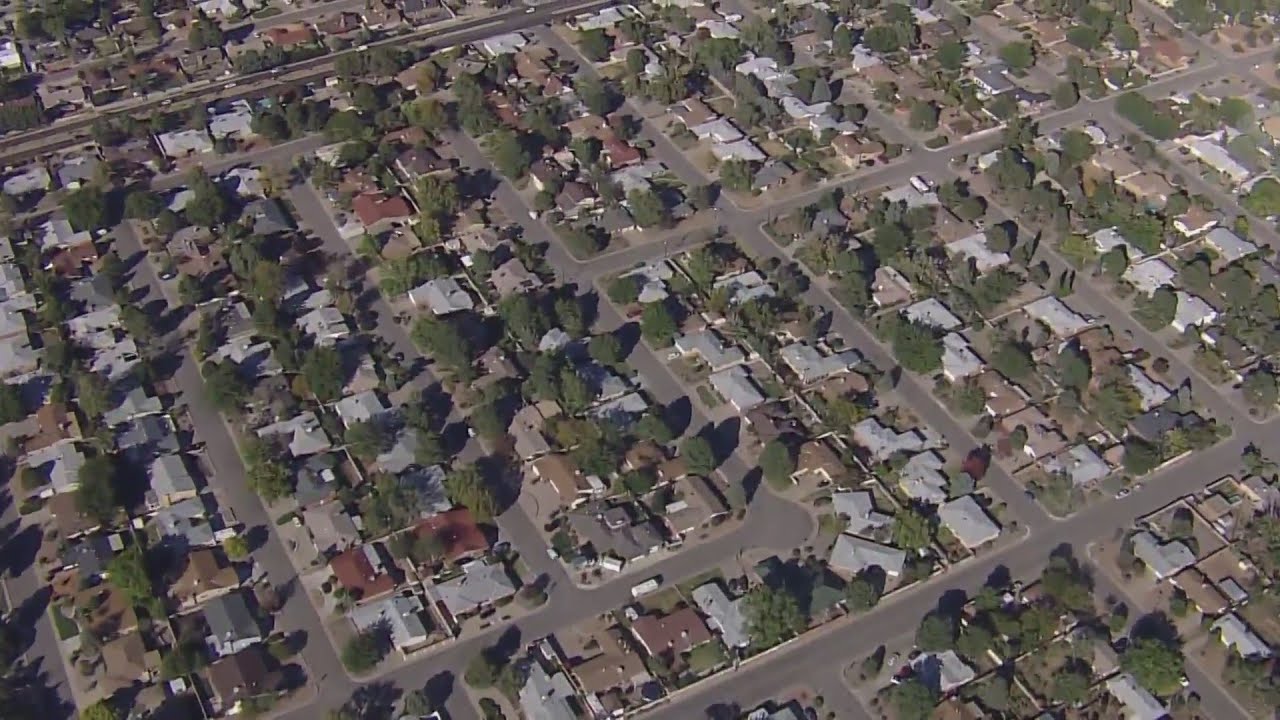 Albuquerque city council push back vote on housing zoning plan - YouTube