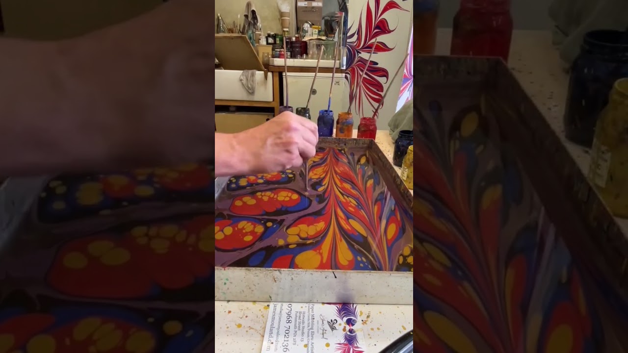 Satisfying and relaxing mesmerizing purple bouquet paper marbling #asmr #satisfying #marbling #art