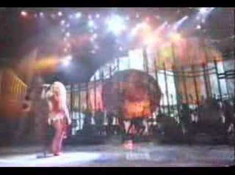shakira belly dance - YouTube