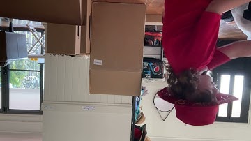 iRobot Roomba i3 Evo +. Unboxing