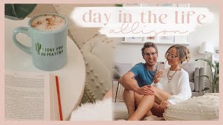 DAY IN THE LIFE | everyday makeup routine, house build update, & baking a quiche! ✨