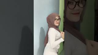 Akira Hajimet Tiktokers Viral. #hijaber #hijab #jilbab #jilboob #jilboobs #tobrut #toge