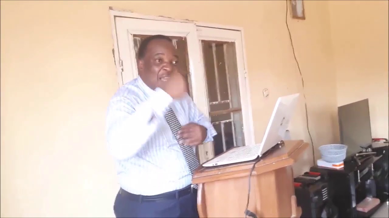 LE TOUT DERNIER TRÔNE DE DIEU par Vincent Kape